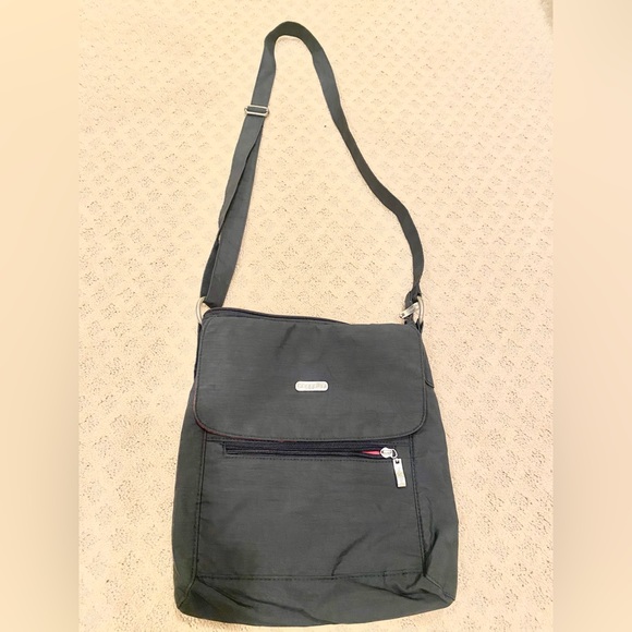Baggallini cross body bag